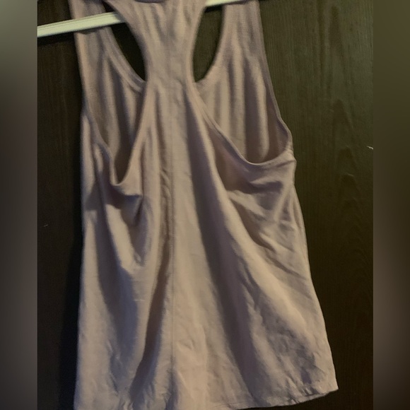 Purple under armor tank top - Picture 2 of 2